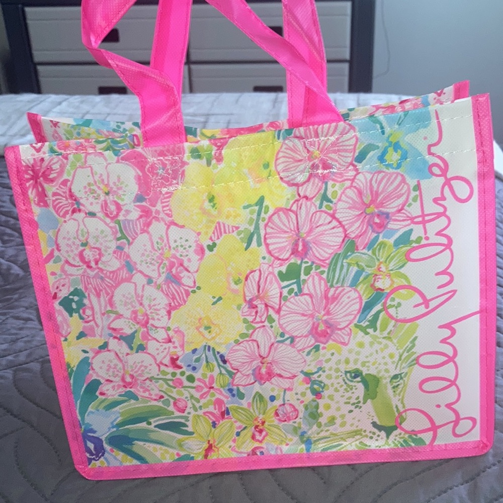 NWOTLilly Pulitzer bag.. - Picture 6 of 10